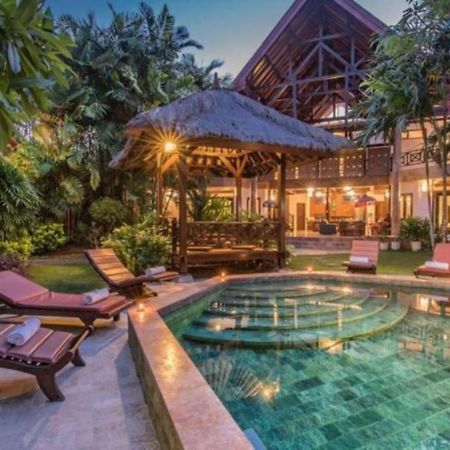 New Daria Villas Seminyak Exterior foto