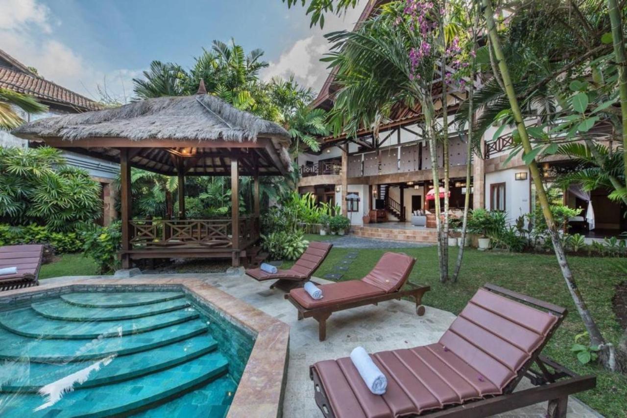 New Daria Villas Seminyak Exterior foto