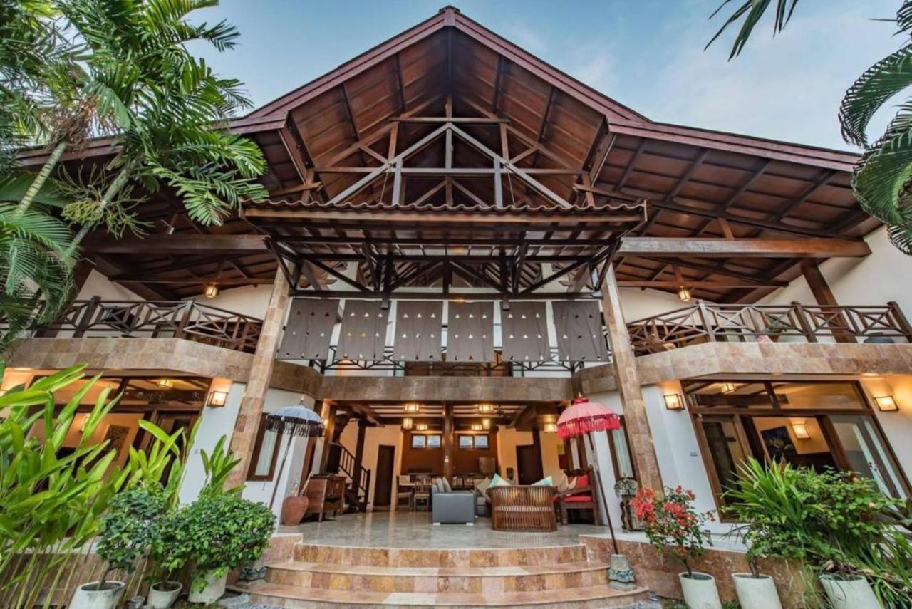 New Daria Villas Seminyak Exterior foto